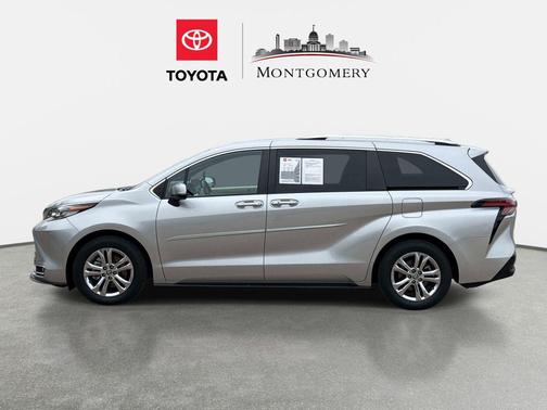 2023 Toyota Sienna Platinum 7 Passenger
