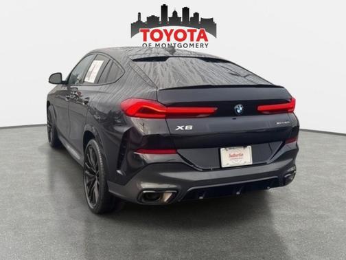 2023 BMW X6 xDrive40i