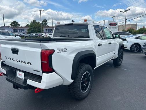 2025 Toyota Tacoma TRD Off Road