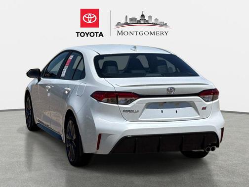 Wind Chill Pearl 2026 Toyota Corolla SE