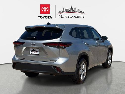 Celestial Silver Metallic 2024 Toyota Highlander LE