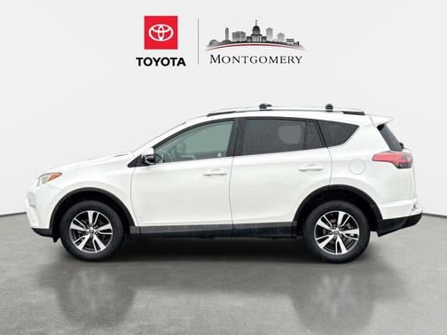 Super White 2016 Toyota RAV4 XLE