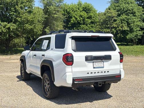 Ice Cap 2025 Toyota 4Runner SR5