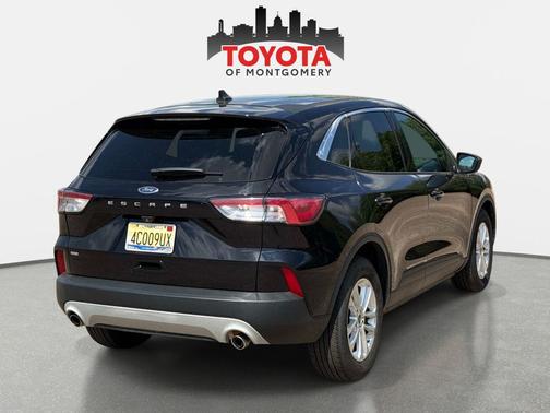 AGATE BLACK METALLIC 2022 Ford Escape SE