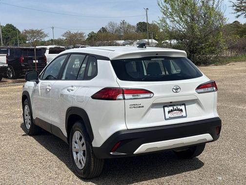 2024 Toyota Corolla Cross L