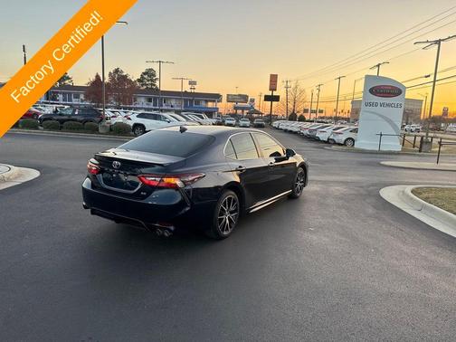 2021 Toyota Camry SE