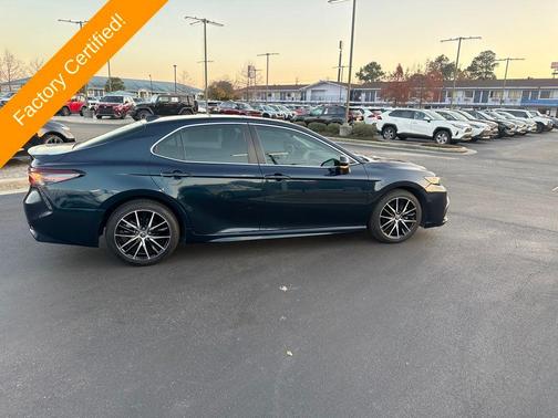 2021 Toyota Camry SE