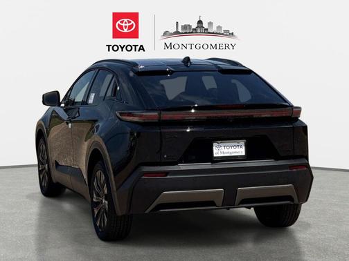 Midnight Black Metallic 2026 Toyota C-HR XSE