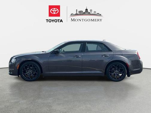 2019 Chrysler 300 Touring