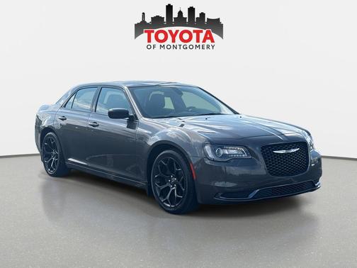 2019 Chrysler 300 Touring
