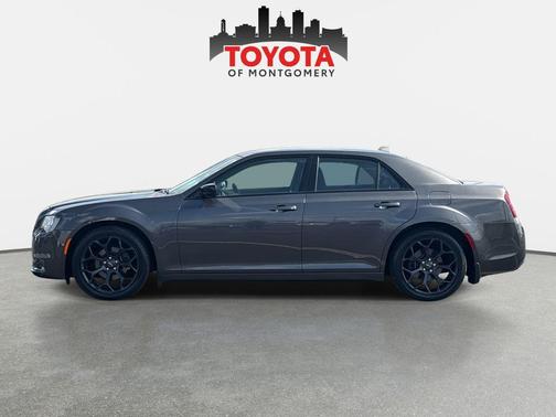 2019 Chrysler 300 Touring