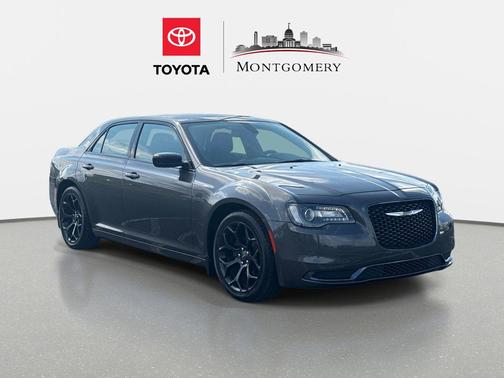 2019 Chrysler 300 Touring