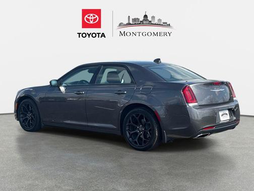 2019 Chrysler 300 Touring
