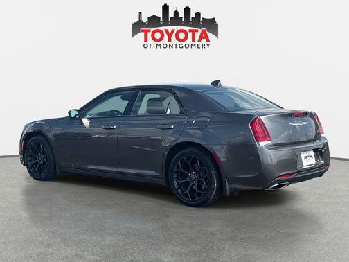 2019 Chrysler 300 Touring