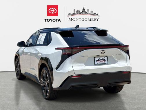 Wind Chill Pearl w/Black Roof 2023 Toyota bZ4X Limited
