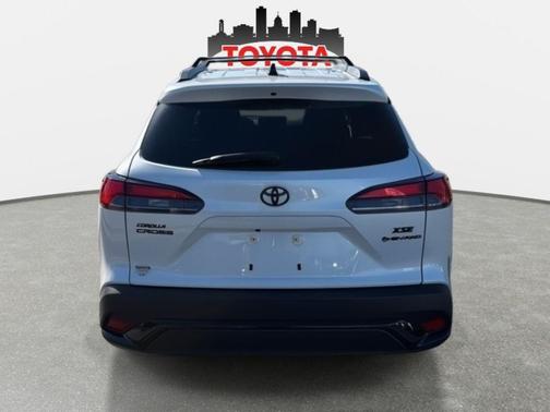 2025 Toyota Corolla Hybrid SE