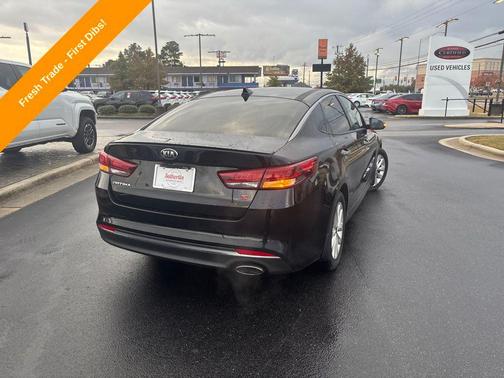 2018 Kia Optima S