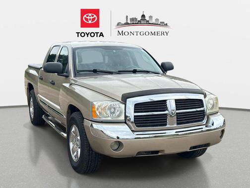 Light Almond Pearl Metallic Clearcoat 2005 Dodge Dakota Laramie Quad Cab