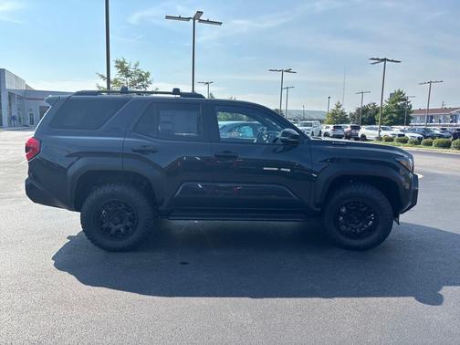 2025 Toyota 4Runner TRD Off Road