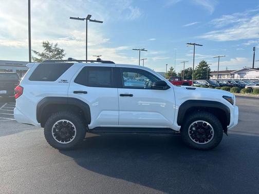 2025 Toyota 4Runner TRD Off Road