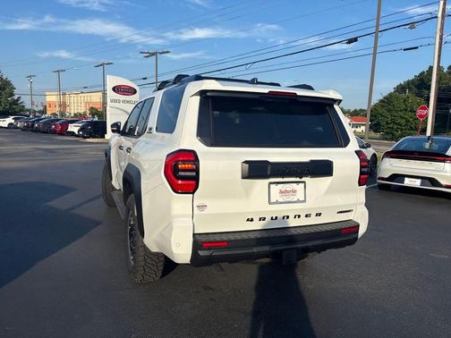 2025 Toyota 4Runner TRD Off Road