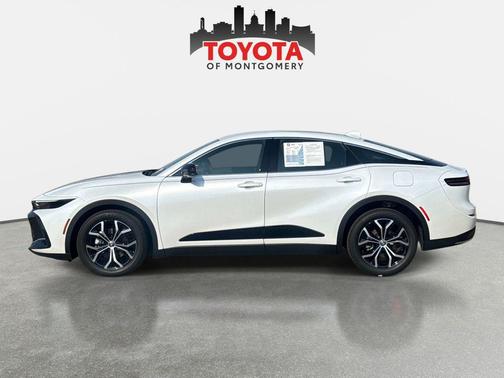 Oxygen White 2026 Toyota Crown XLE