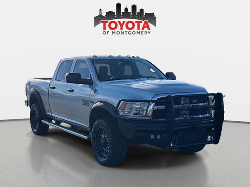 2017 RAM 2500 Tradesman Crew Cab 4x4 6'4' Box