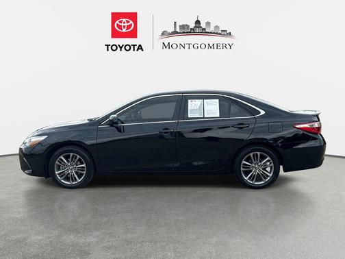 Midnight Black Metallic 2017 Toyota Camry SE