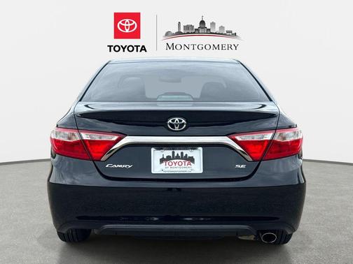 Midnight Black Metallic 2017 Toyota Camry SE