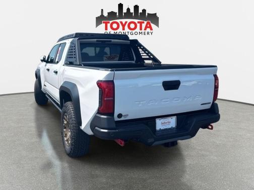 2025 Toyota Tacoma Hybrid Trailhunter
