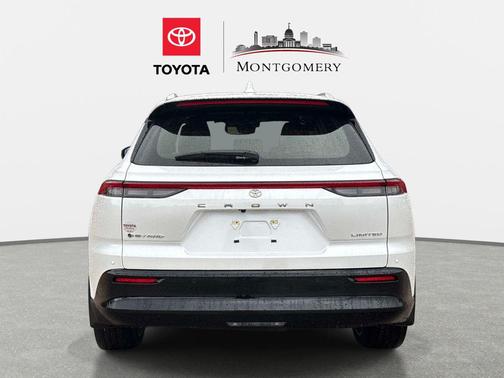 2025 Toyota Crown Signia Limited