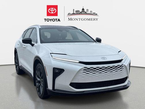 2025 Toyota Crown Signia Limited