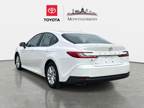 Ice Cap 2025 Toyota Camry LE