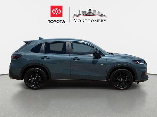 Urban Gray Pearl 2025 Honda HR-V 2WD Sport