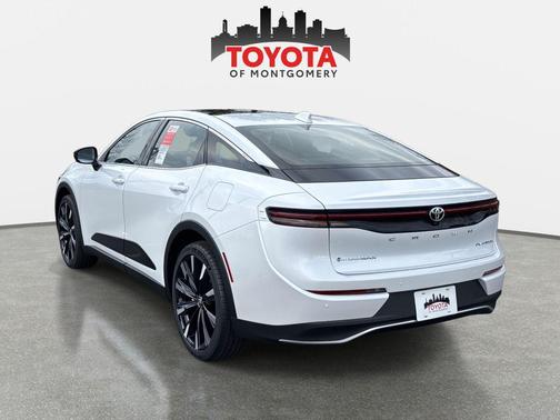 2026 Toyota Crown Platinum