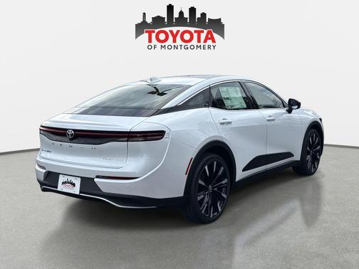 2026 Toyota Crown Platinum