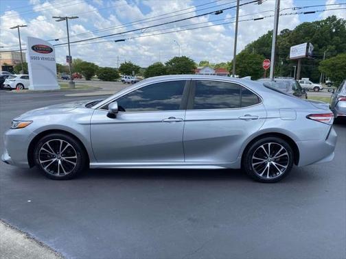 Celestial Silver Metallic 2020 Toyota Camry SE