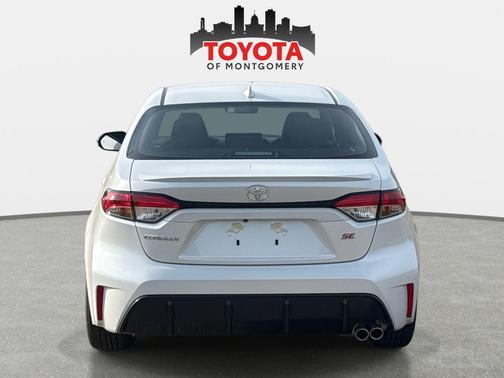 Wind Chill Pearl 2026 Toyota Corolla SE