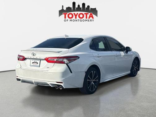 2019 Toyota Camry SE