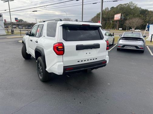 2025 Toyota 4Runner SR5