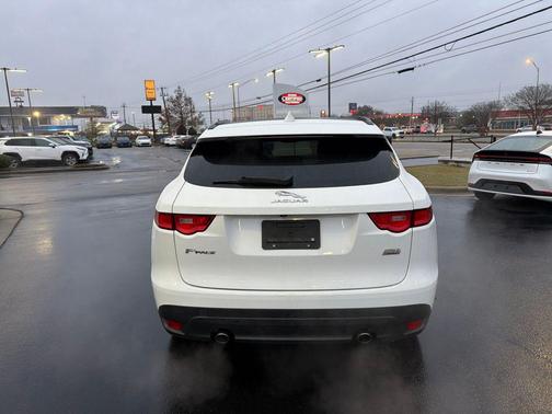 2019 Jaguar F-PACE 25t Premium