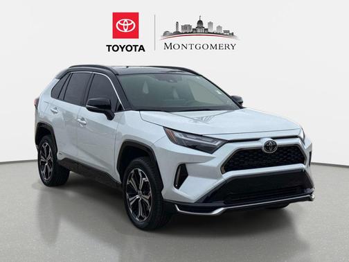 Wind Chill Pearl/Midnight Black Metallic 2025 Toyota RAV4 Hybrid SE
