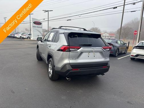 2025 Toyota RAV4 Hybrid XLE