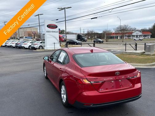 2025 Toyota Camry LE
