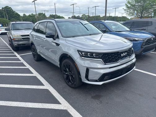 2022 Kia Sorento SX