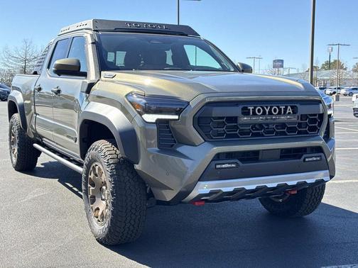 2025 Toyota Tacoma Hybrid Trailhunter