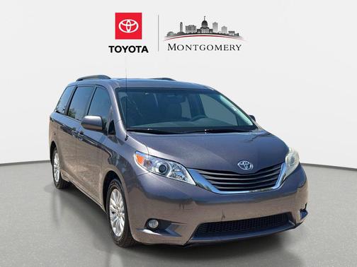 2013 Toyota Sienna XLE