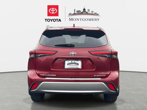 Ruby Flare Pearl 2023 Toyota Highlander Platinum