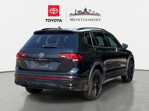 Deep Black 2022 Volkswagen Tiguan 2.0T SE R-Line Black