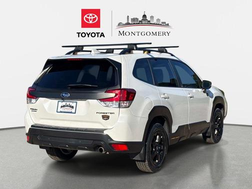 Crystal White Pearl 2022 Subaru Forester Wilderness